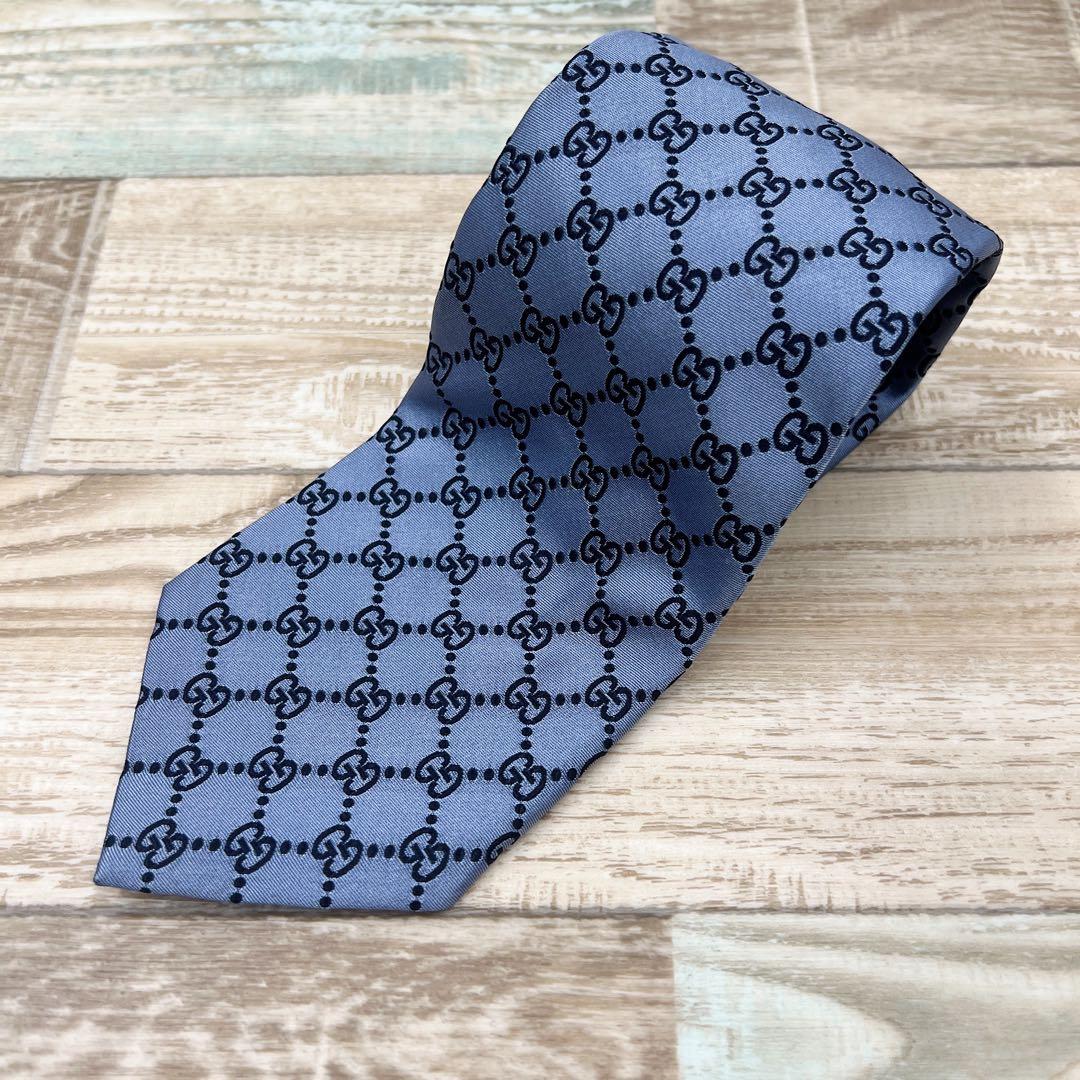 【美品】グッチ　ネクタイ　ブルー　GG柄　ハイブランド　高級シルク