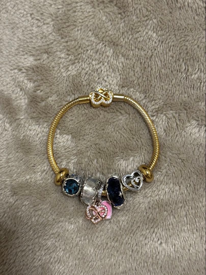 パンドラブレスレットとチャームセット