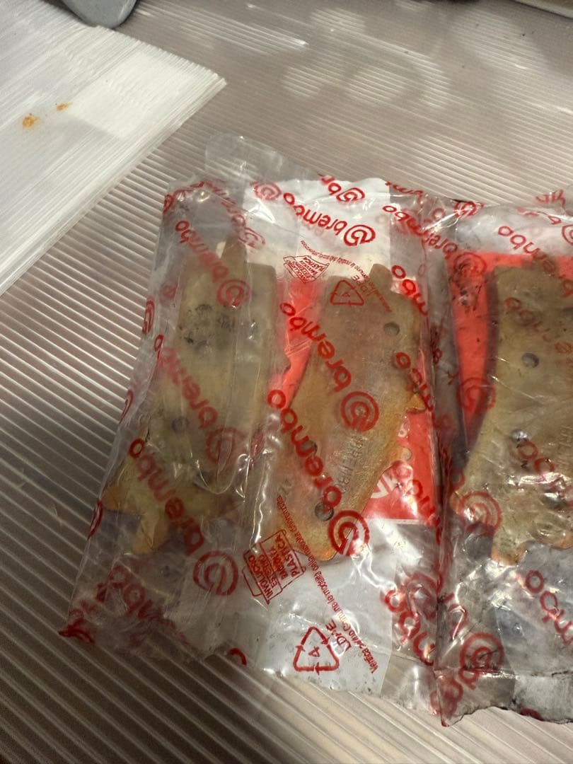 ブレンボ　ブレーキパッド　2セット　TT2910