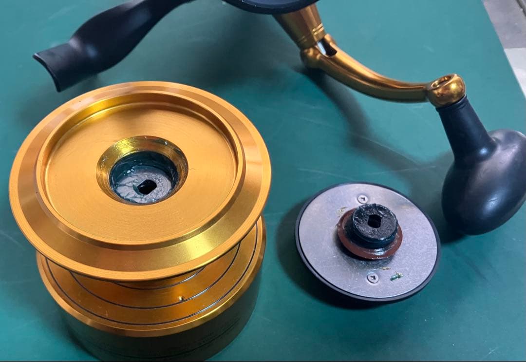 PENN SPINFISHER V 8500 ライブライナー