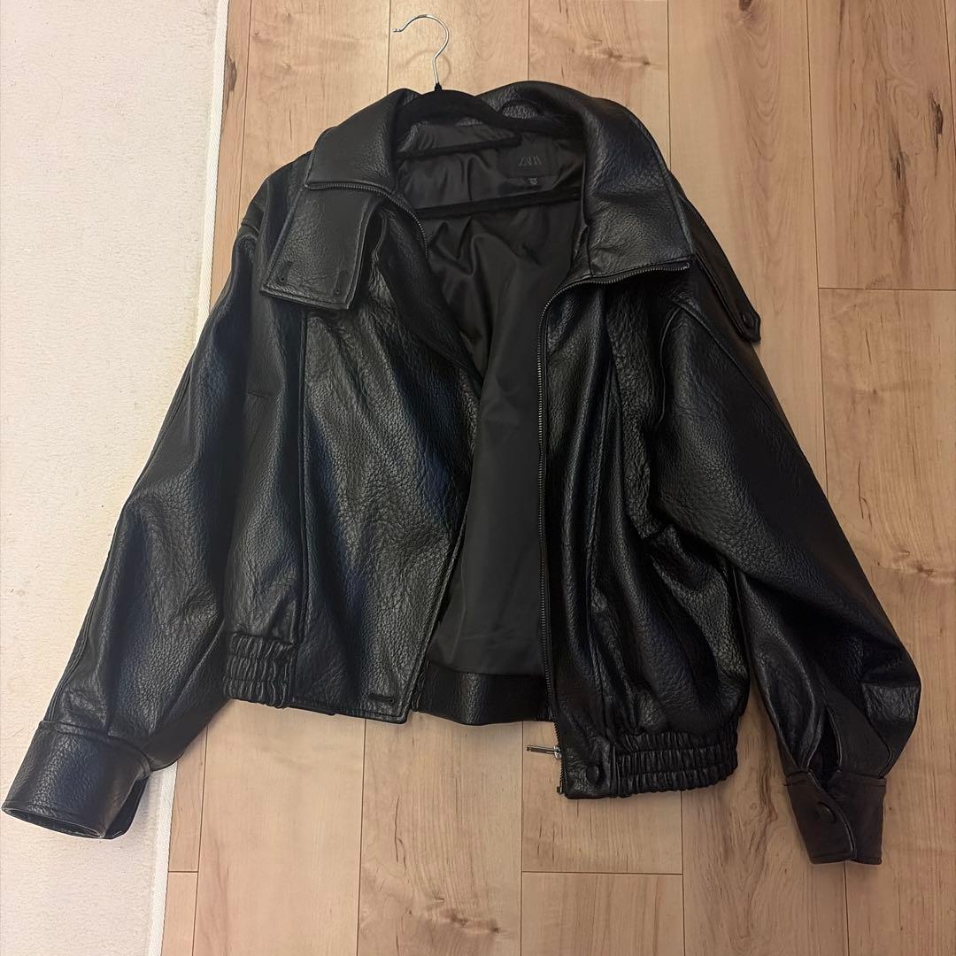 ZARA レザー風ジャケット　最終値下げ