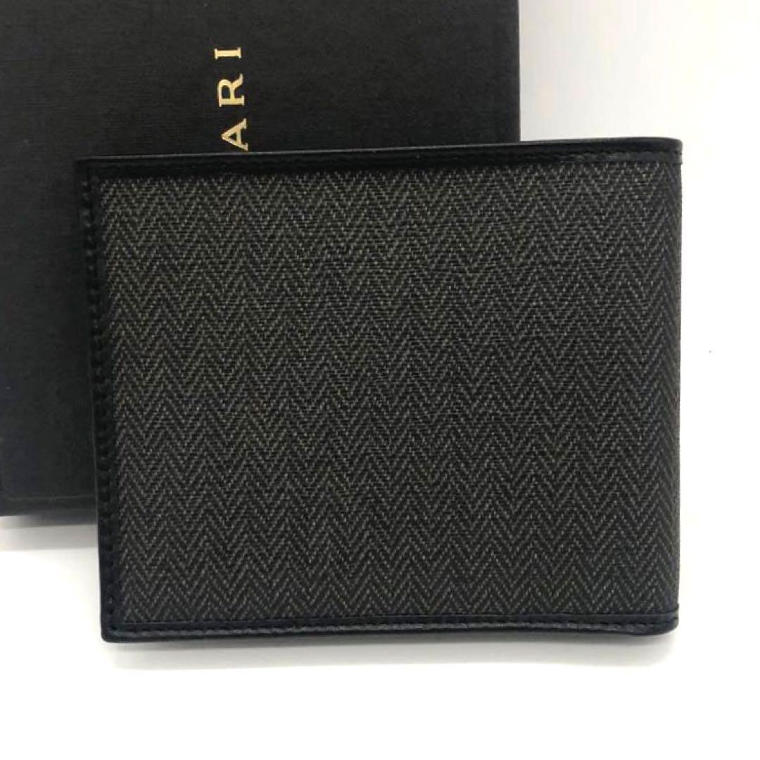 未使用✨ブルガリ レザー　二つ折り財布