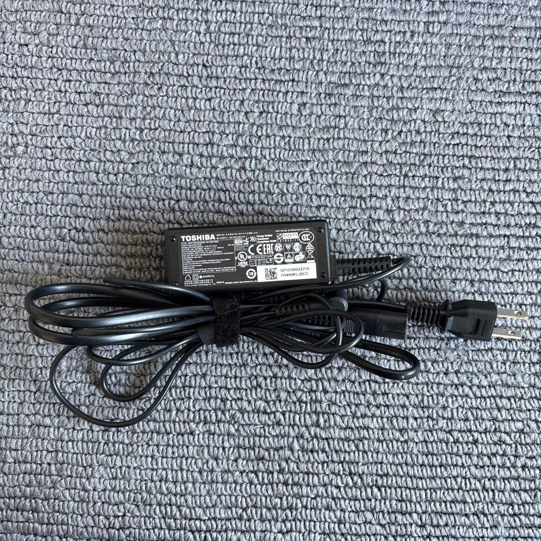 東芝dynabook B65/EP i7-8565U メモリ8GB