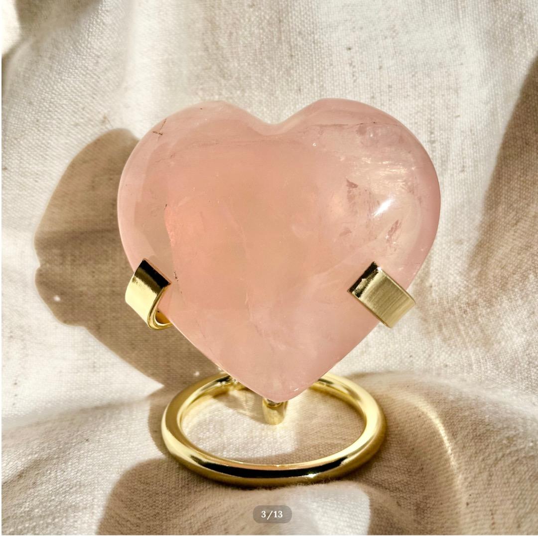 【ローズ クォーツ】　ハート シェイプ ③ スタンド付　ブラジル産