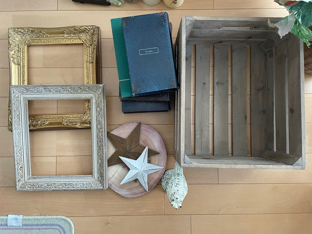 インテリアや撮影に！雑貨　枠　額縁　洋書　小物