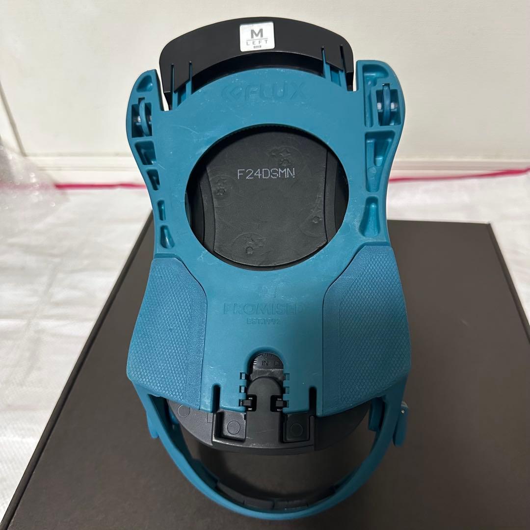 く*ろ様 使用3回 23-24 FLUX DS Mサイズ 25〜28cm 送料込