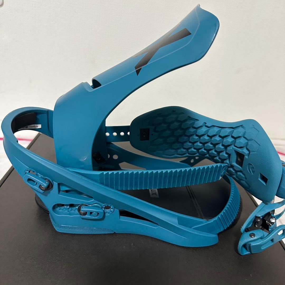 く*ろ様 使用3回 23-24 FLUX DS Mサイズ 25〜28cm 送料込