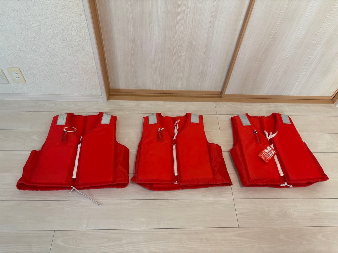 桜マーク付ライフジャケット3着セット(TK−30型) 法定備品　1着新品