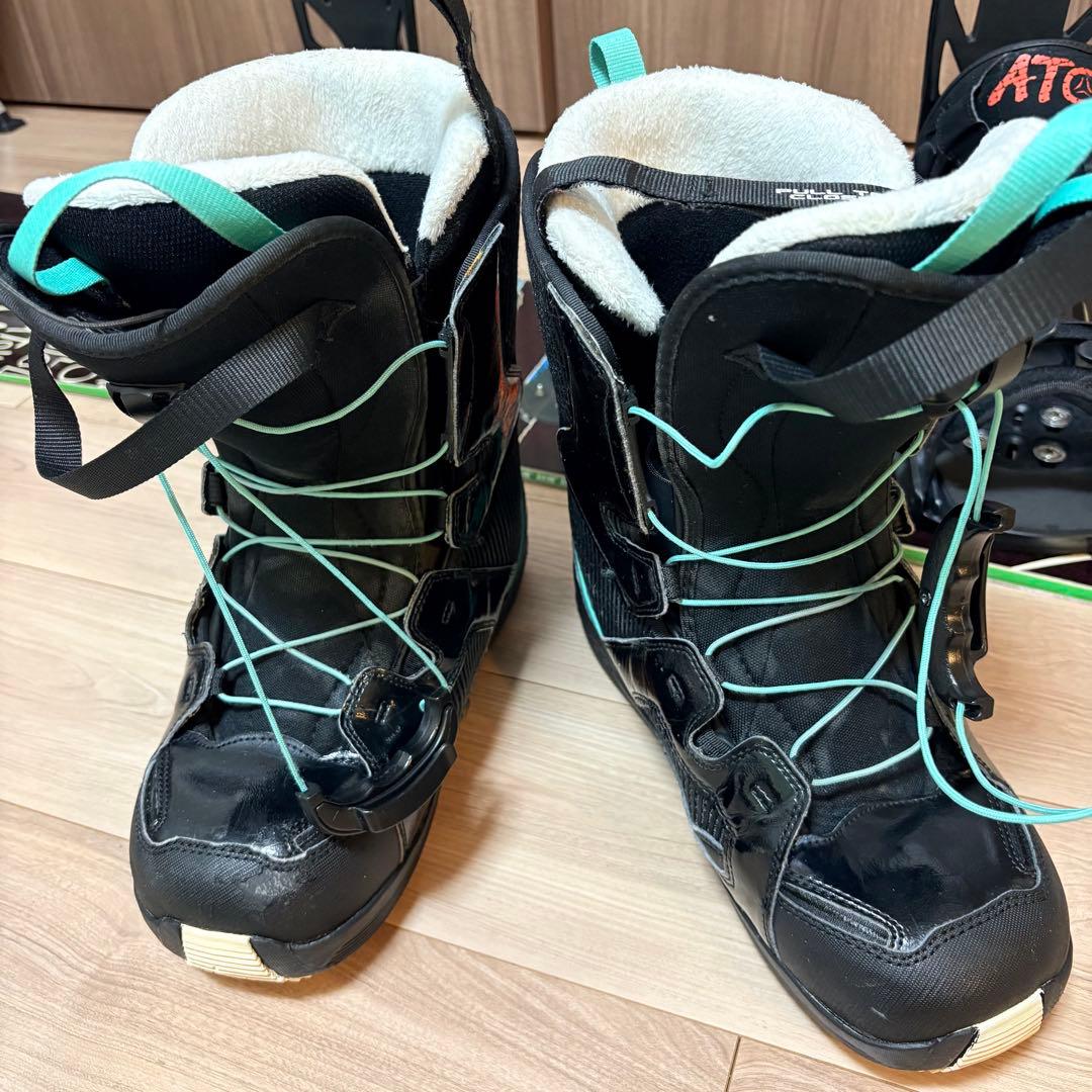 ATOMIC スノーボード 4点セット 板+ビンディング+ブーツ+ケース
