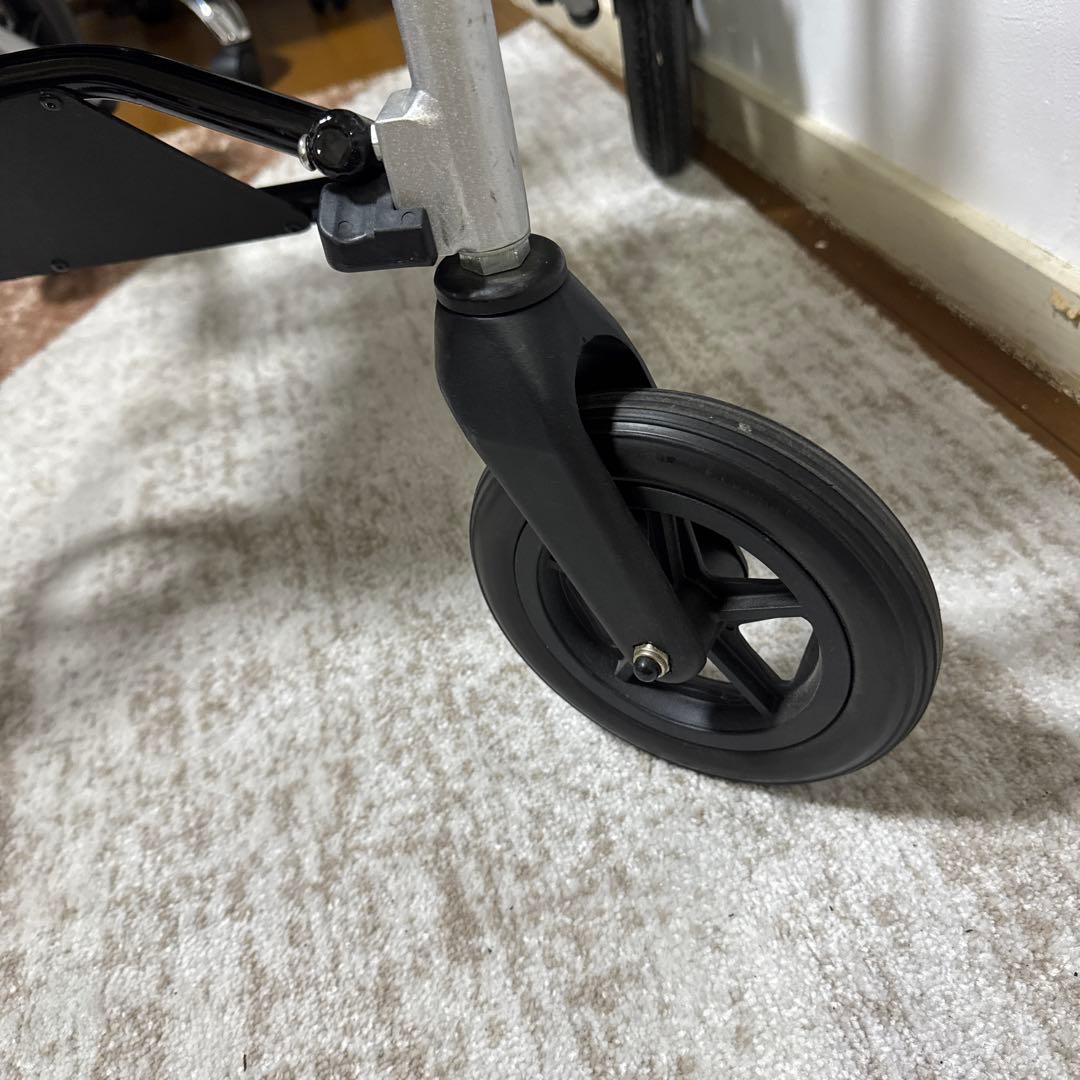 次世代歩行車 neo-NOPPO　ネオ ノッポ　歩行器