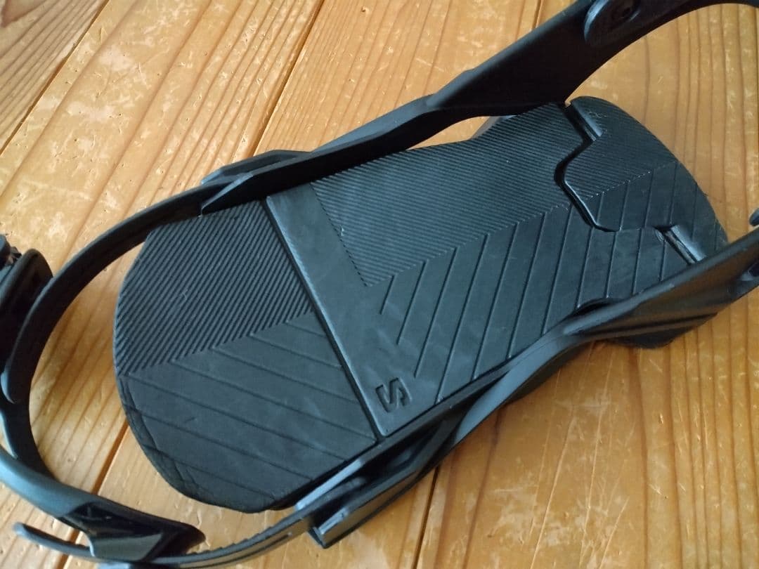 23-24 SALOMON RHYTHM サロモン リズム Mサイズ