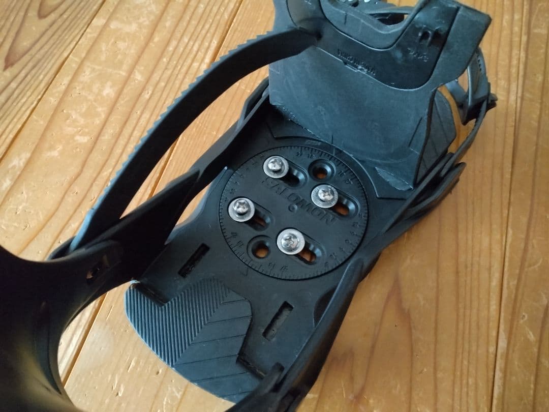 23-24 SALOMON RHYTHM サロモン リズム Mサイズ