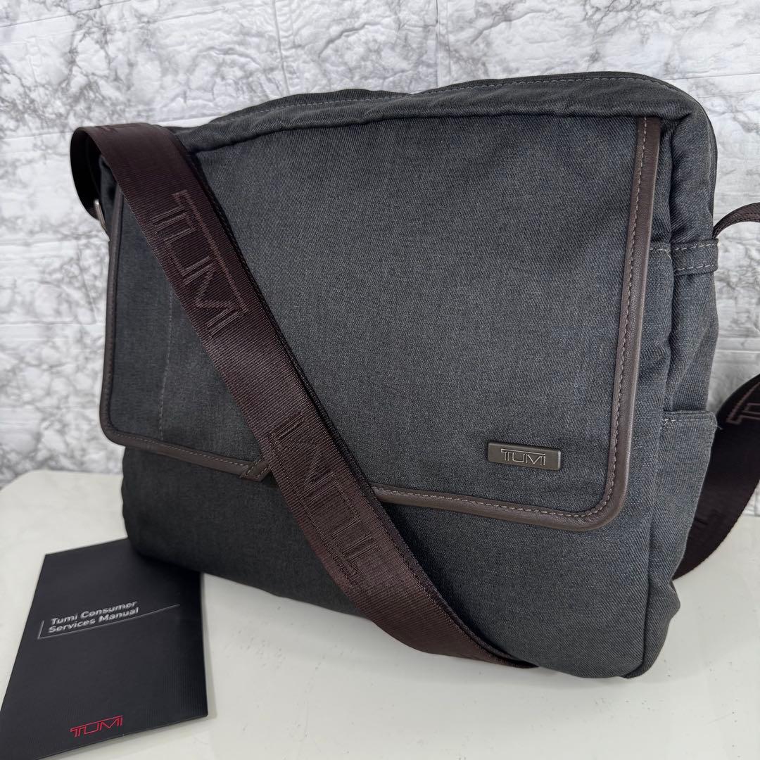 【美品】TUMI トゥミ　ショルダーバッグ　クロスボディ　メンズ　グレー　希少