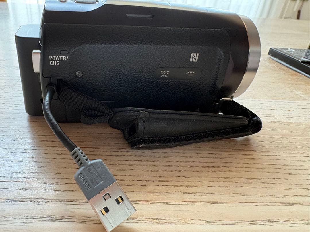 Sony HD ビデオカメラ 60倍ズーム　SONY HDR-CX675