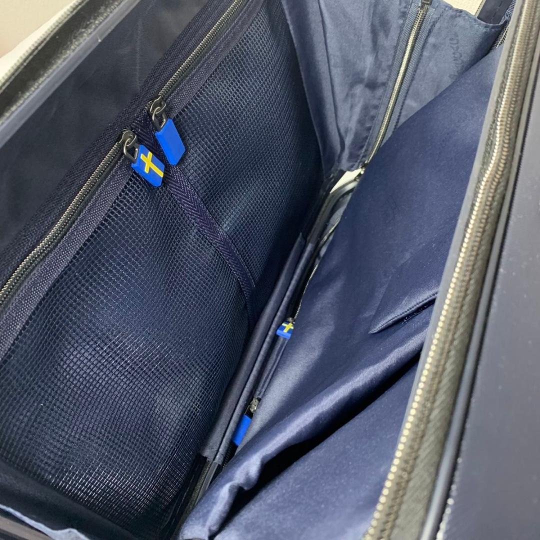 イノベーター スーツケース 33L innovator 機内持込可 中古 動作済