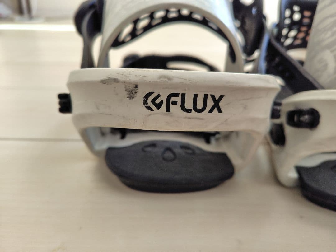 スノーボード FLUX ds