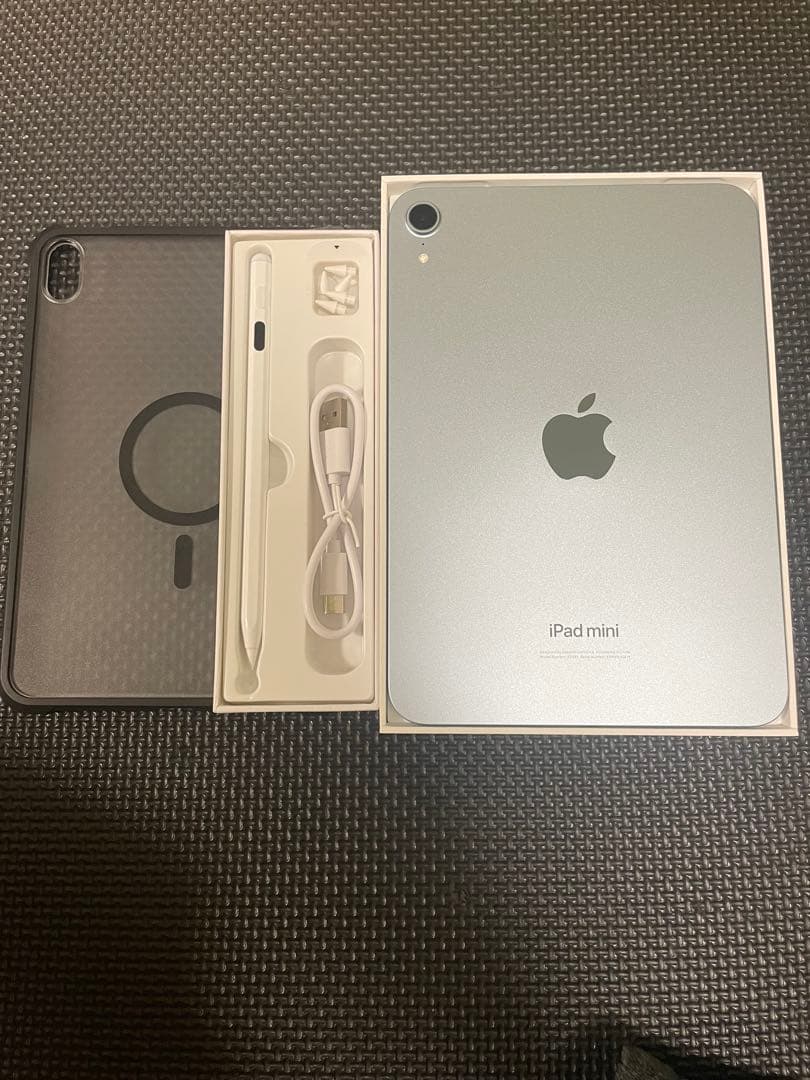 ☆極美品☆ iPad mini(A17 Pro) 第7世代 128GB オマケ