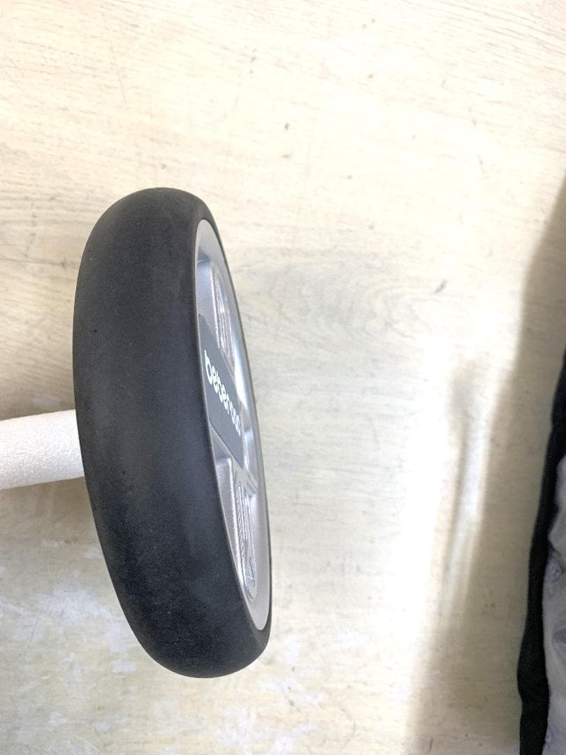 展示落ち　beberoad R1 　グレー