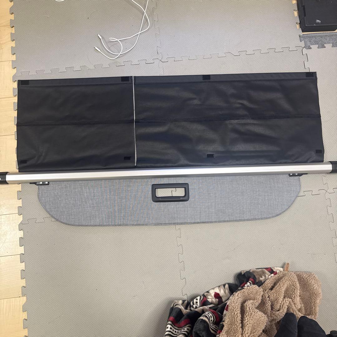 三菱　アウトランダー　PHEV GN0W トノカバー　2022年式