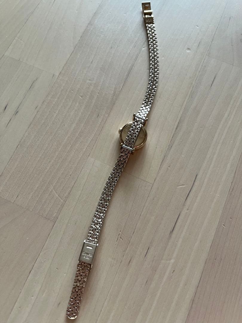 NOJESS ノジェス　腕時計　オーバルジュエリーウォッチフェイス