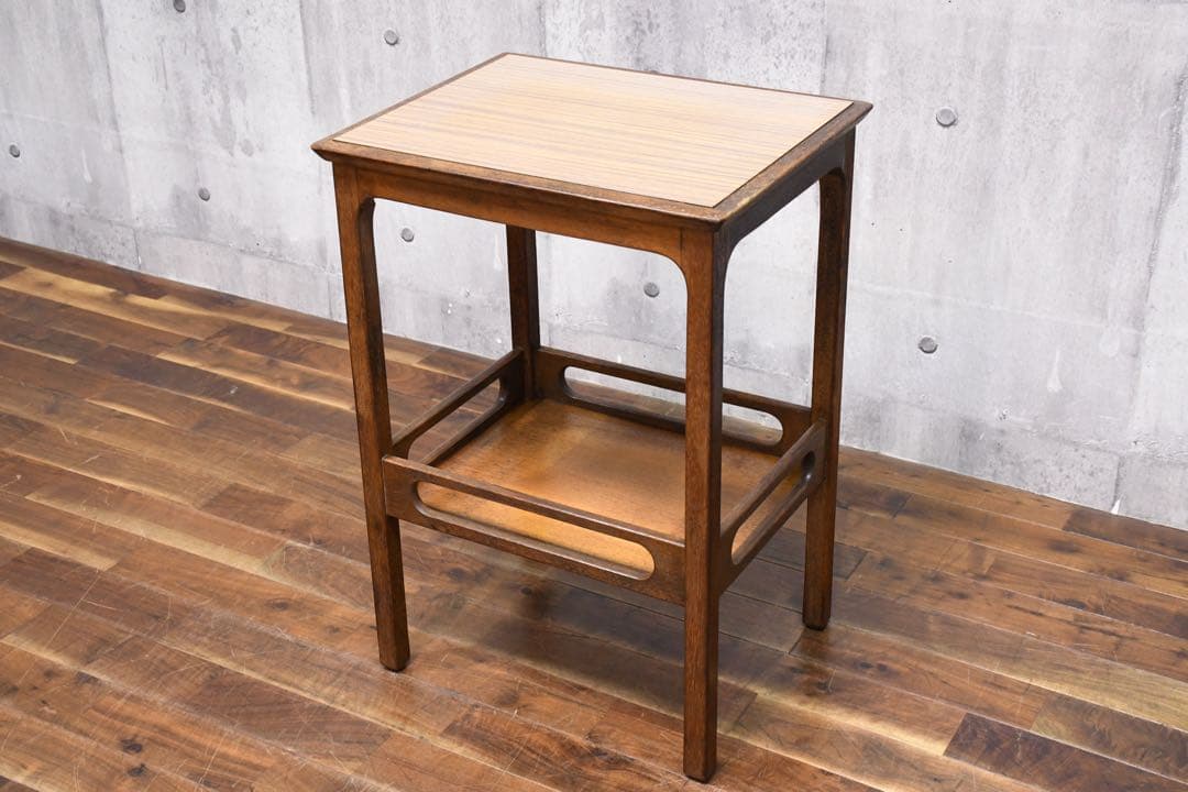 EEK85 オールドマルニ 孔雀ロゴ サイドテーブル 飾り台 花台 ヴィンテージ