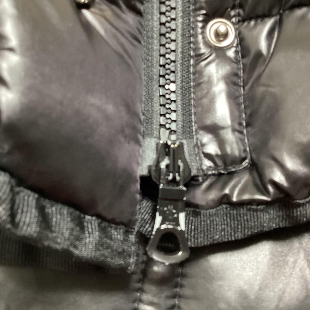 ブラック　ダウン　ジャケット レディース　フォックスファー付き