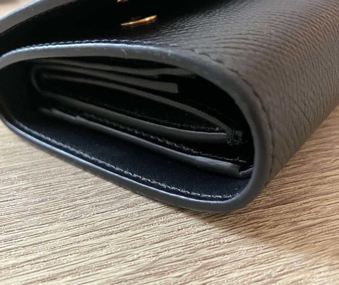 美品　CELINE ブラック 三つ折り財布