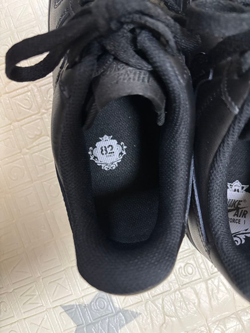 Nike Air Force 1 ブラック 12