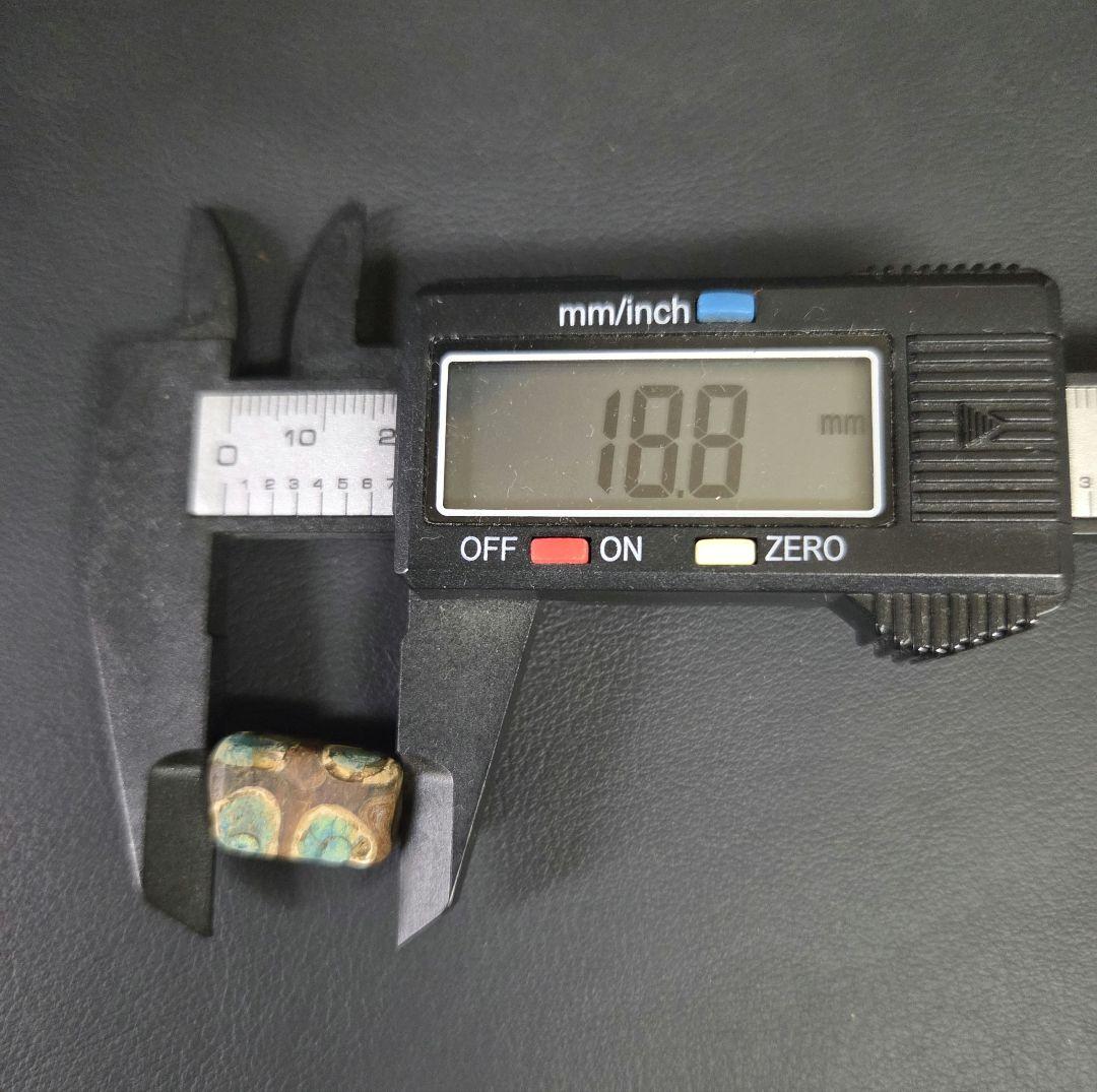 796とんぼ玉　蜻蛉玉　貼眼扁方玉　骨董　貴重　珍品 ！