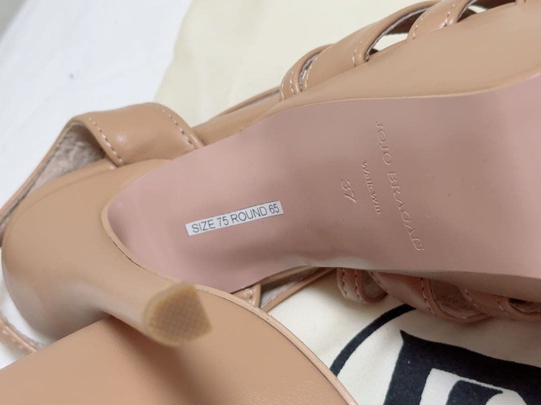 希少Jojo Bragais 16cmヒール サンダル Megan（ベージュ）