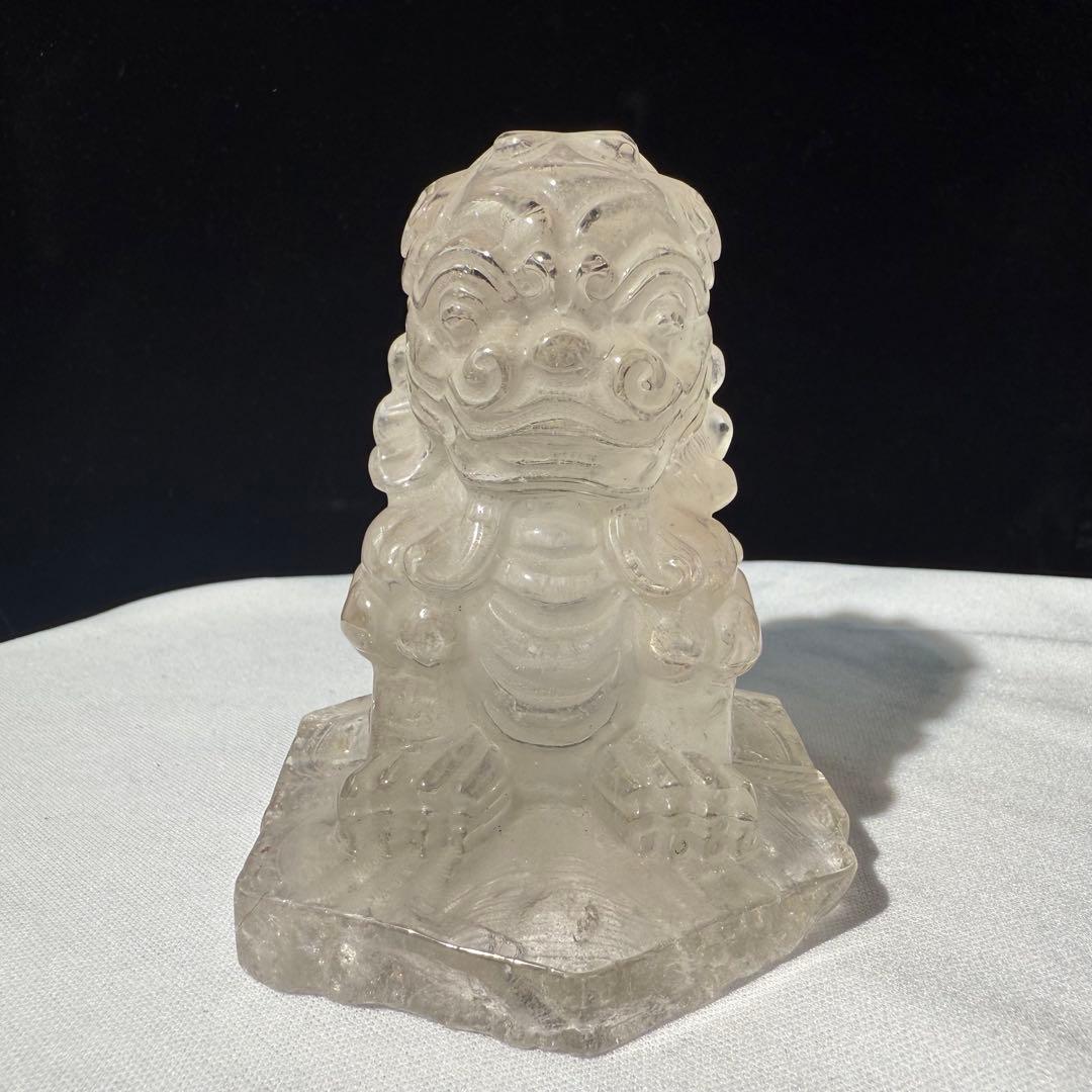 天然石水晶のライオン　置物　彫物NO.072004