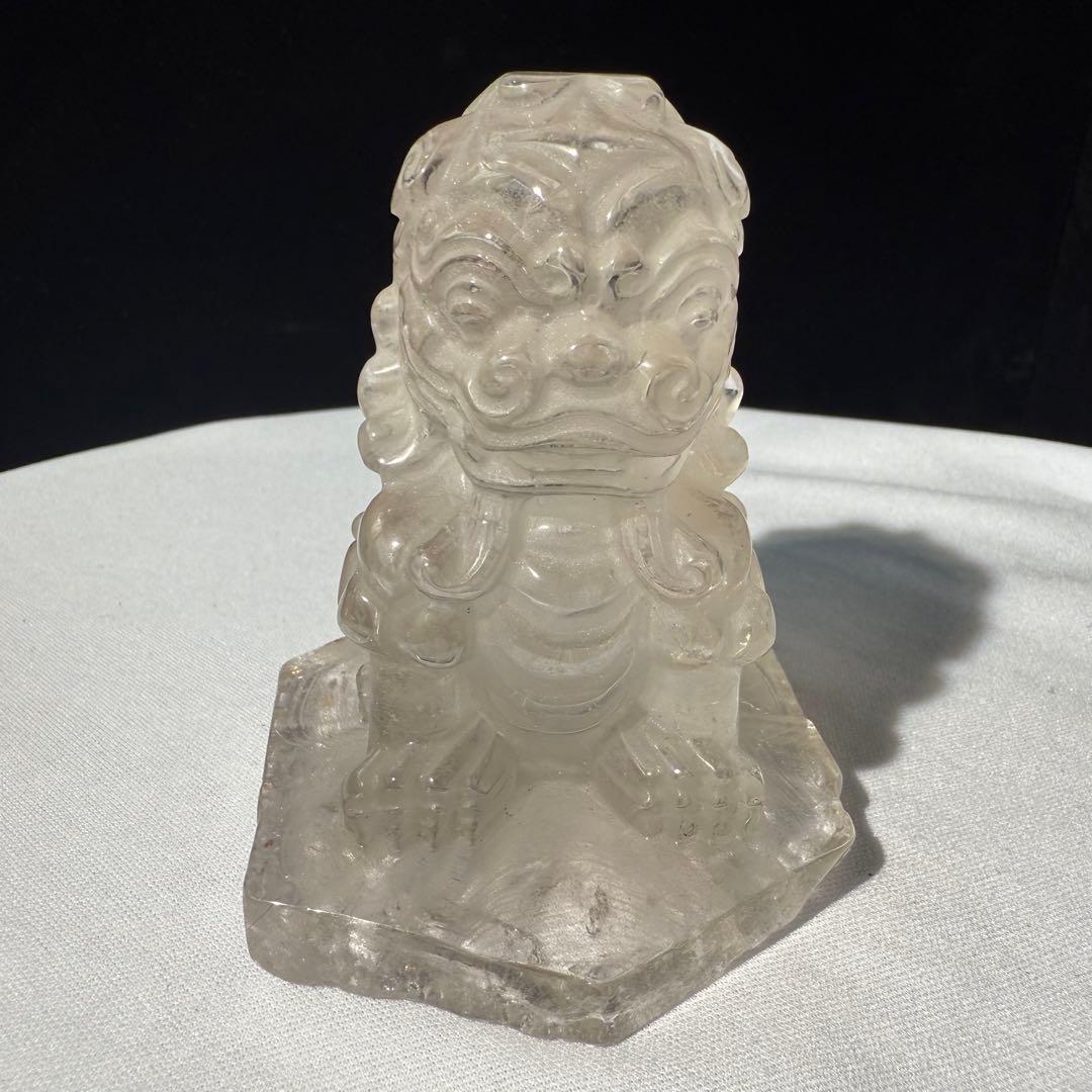 天然石水晶のライオン　置物　彫物NO.072004