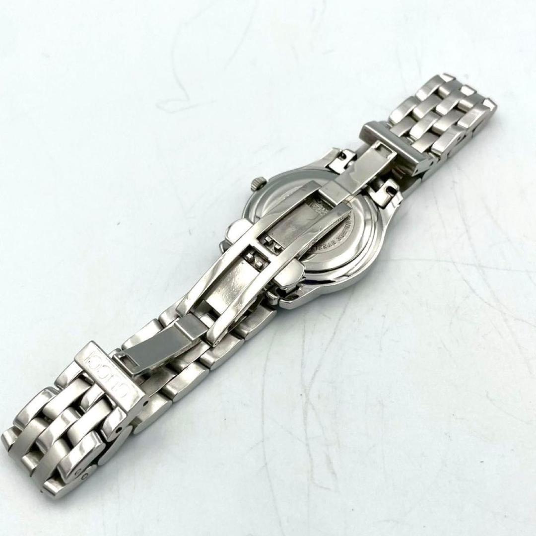 560 グッチ 5500L 腕時計 クォーツ デイト ラウンド ブラック文字盤