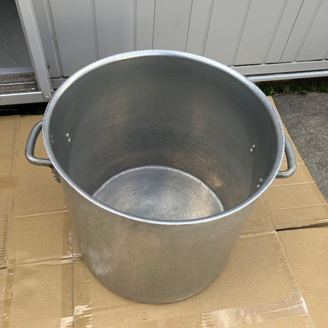 業務用　大型アルミ製　大容量　寸胴鍋　持ち手付き　内径約48cm　分厚いアルミ製