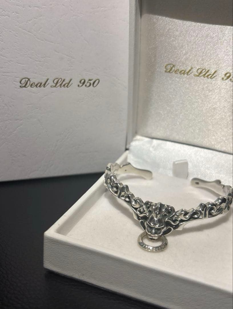 DEAL DESIGN ライオンノッカーバングル