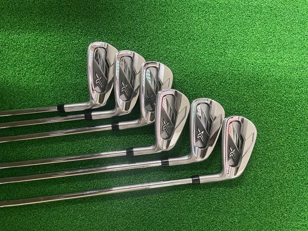 ゼクシオeks2022アイアン　5〜P モーダス105R