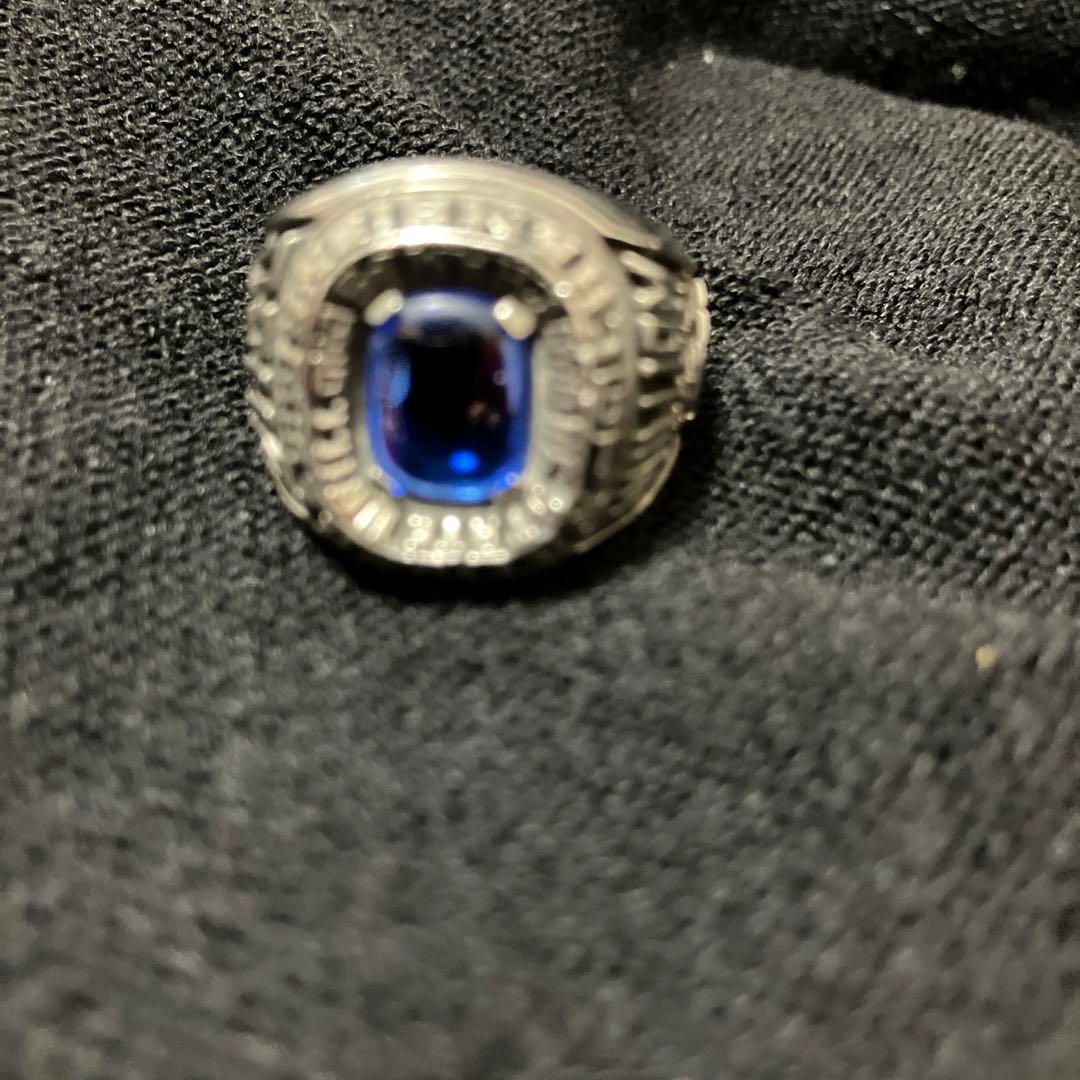 シルバーリング 青色の石 オーバルカット