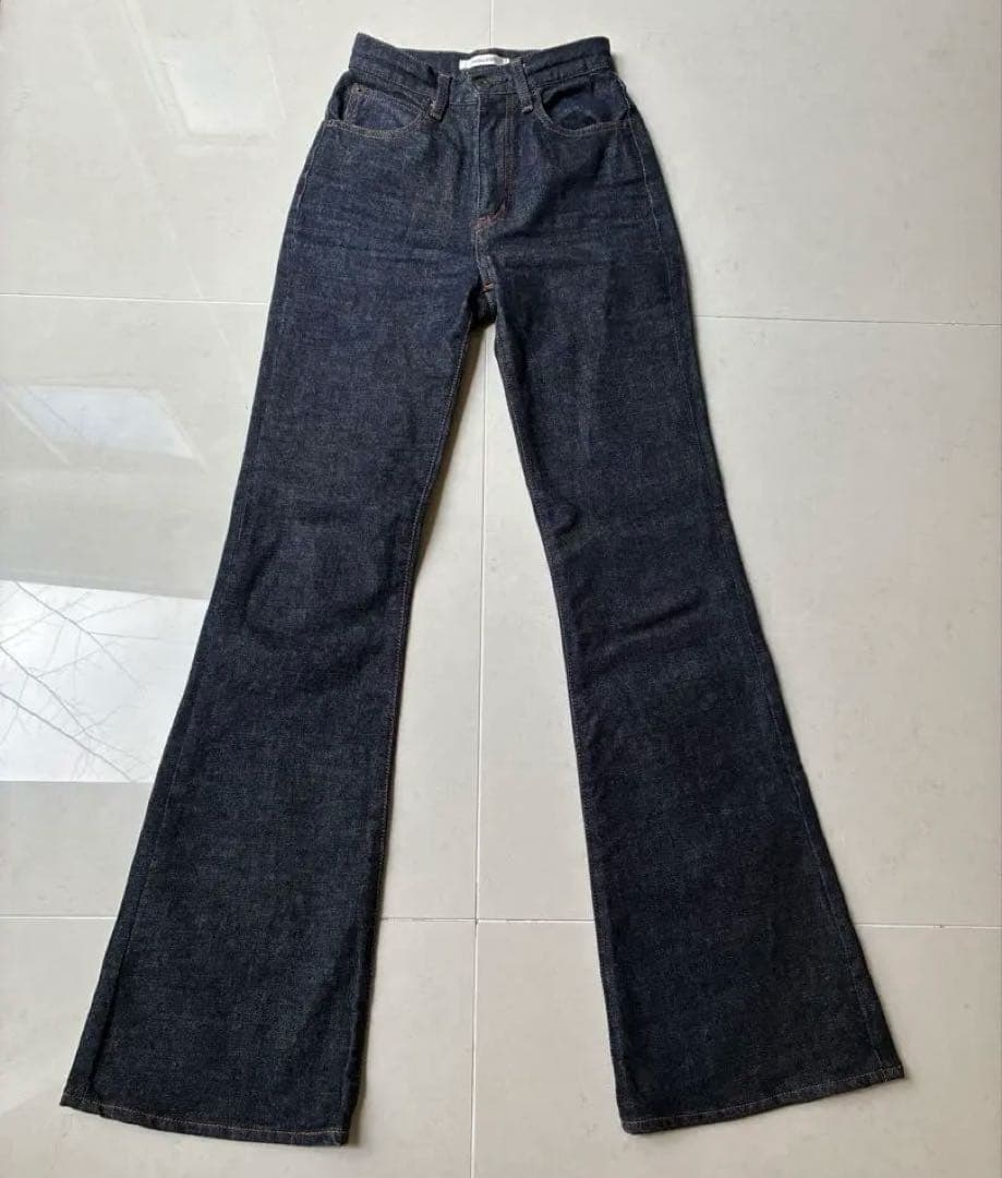 美品　MOUSSY MVS FLARE 23 マウジー フレアデニム ロング濃紺