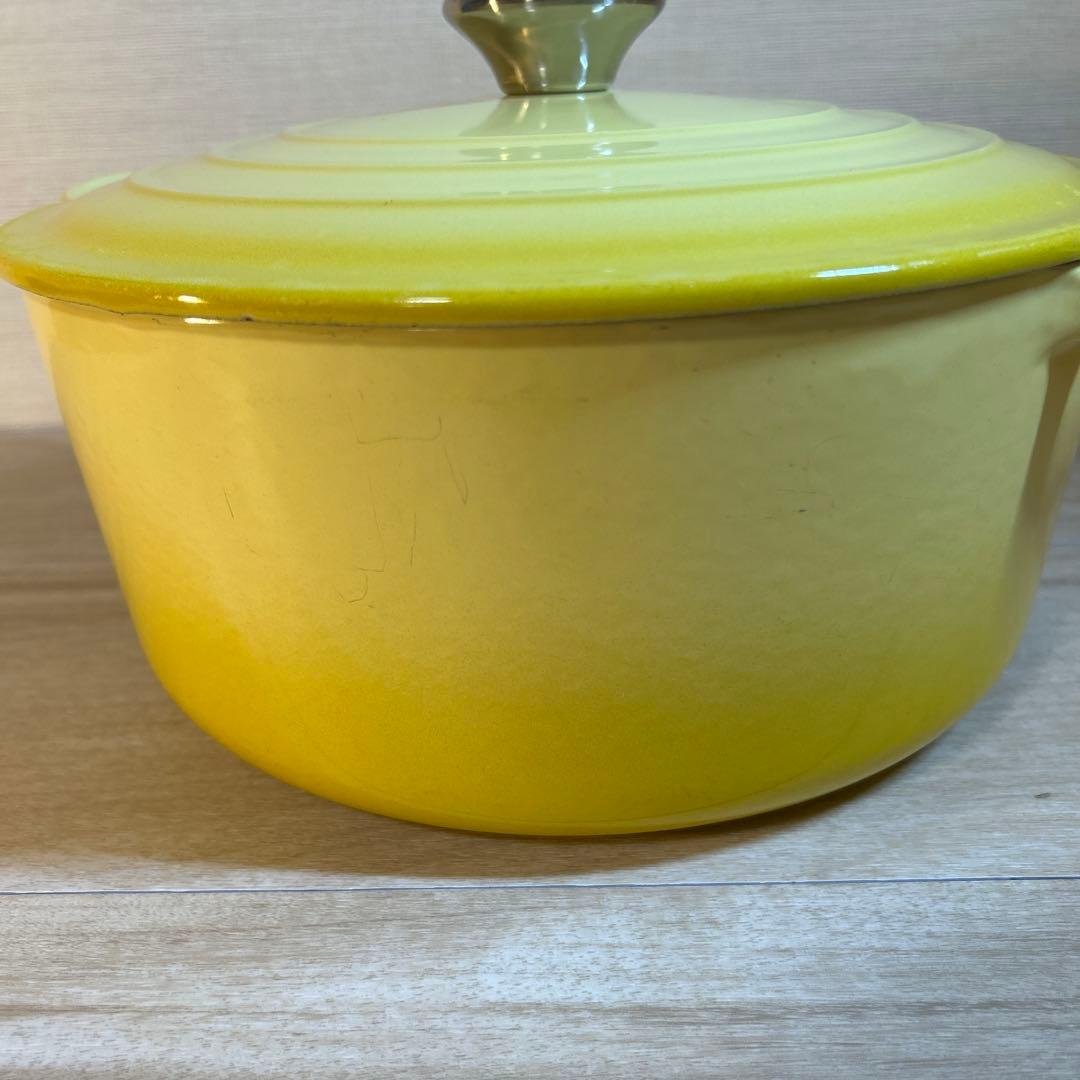 ルクルーゼ　ココットロンド　ソレイユ　24cm 両手鍋　鍋