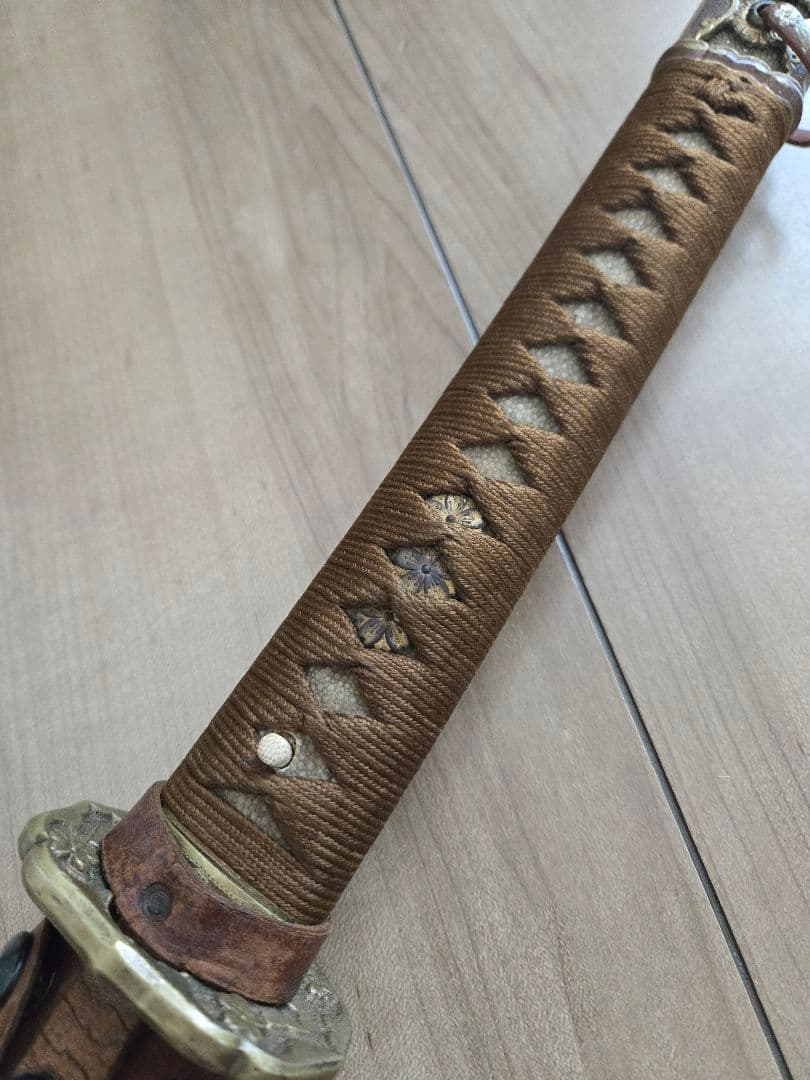 実物　日本陸軍将校用　野戦軍刀拵え(刀身なし/木製つなぎあり)