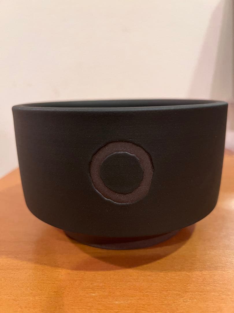 qutoten 鉢　Mサイズ　新品