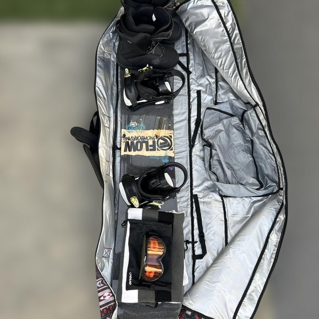 土日限定値下げ中‼️FLOW スノーボードセット