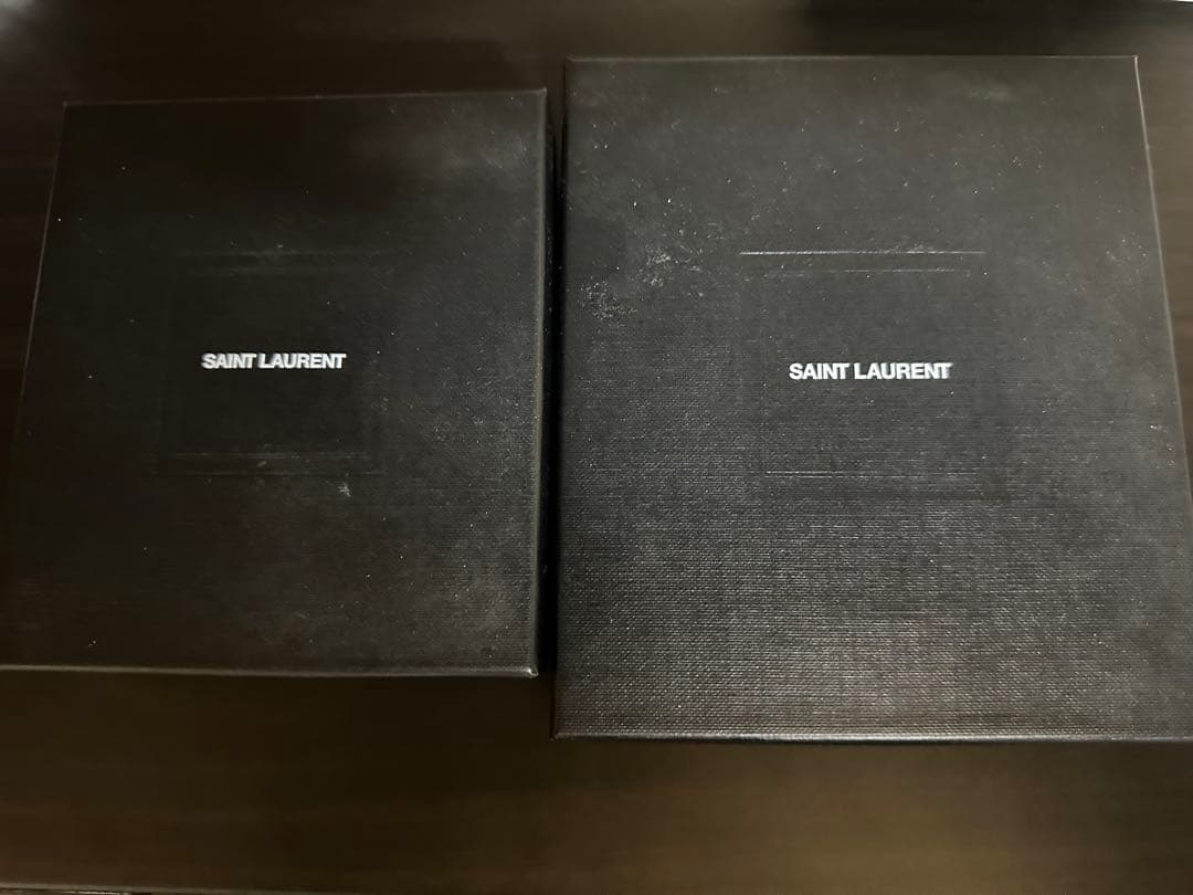 SAINT LAURENTマネークリップ&カードケース