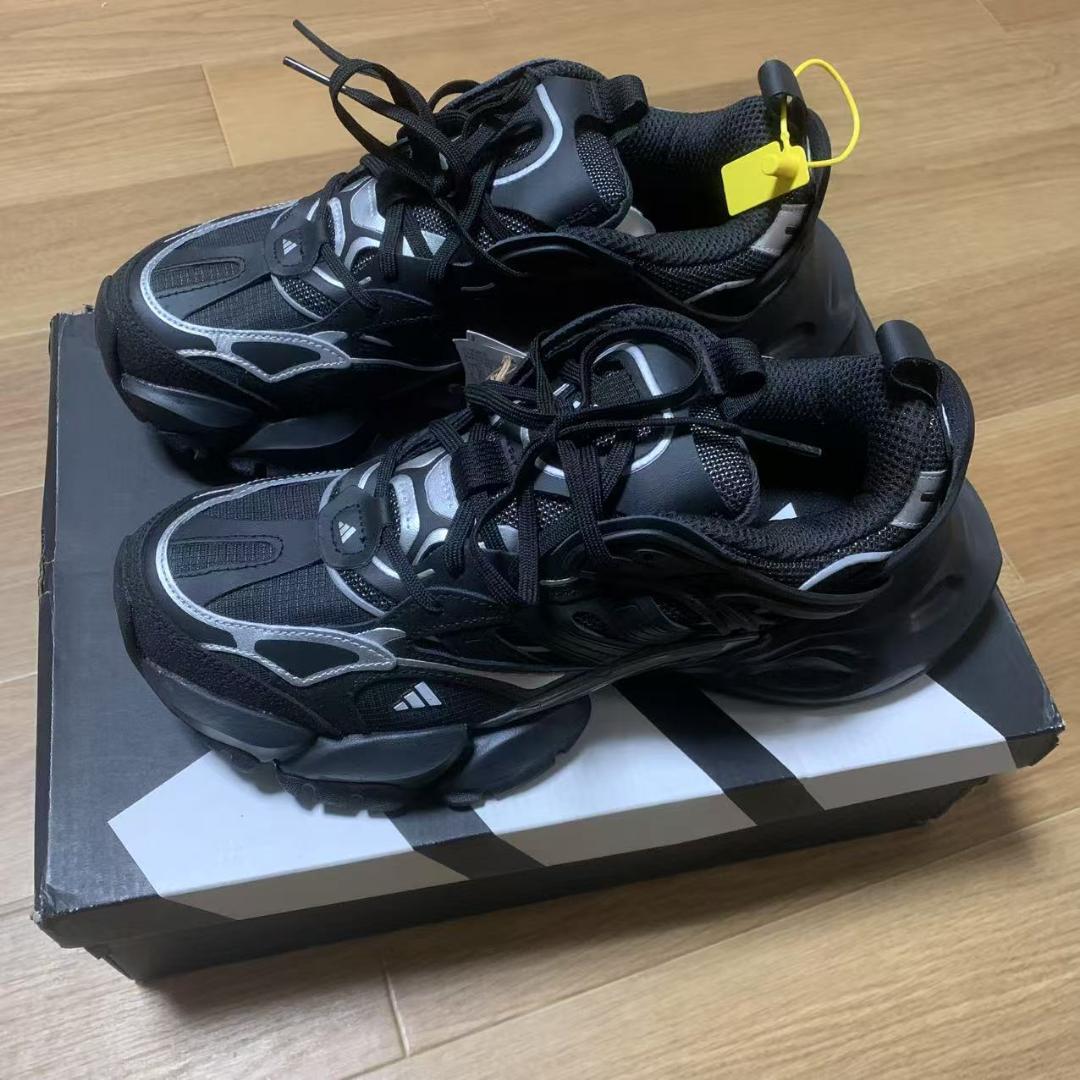 adidas XLG RUNNER DELUXE ローカット IH0070