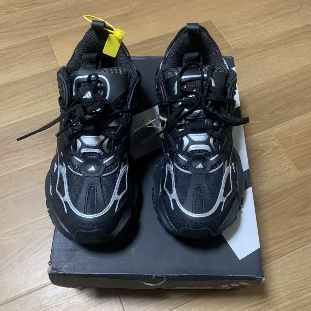 adidas XLG RUNNER DELUXE ローカット IH0070