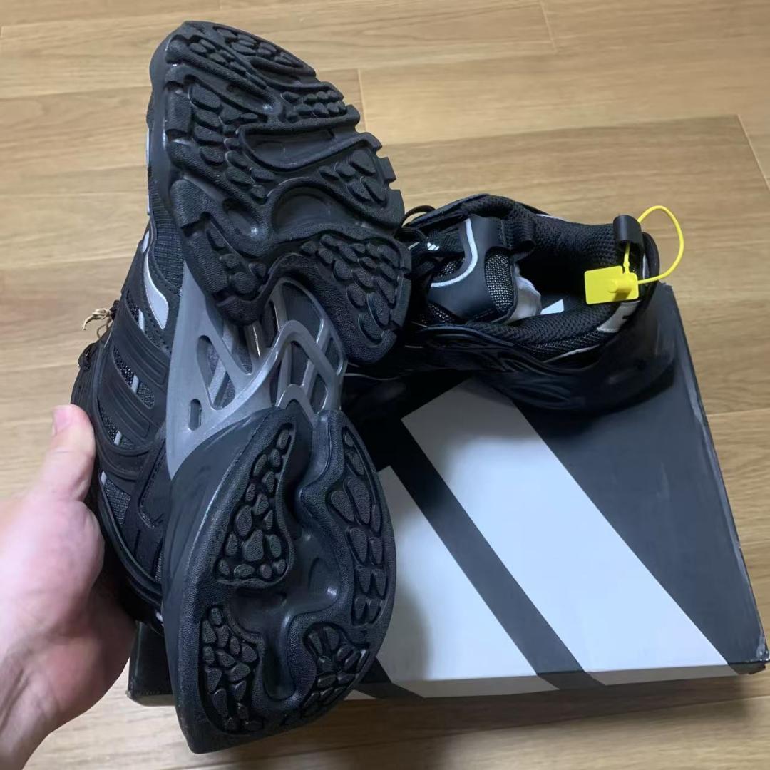 adidas XLG RUNNER DELUXE ローカット IH0070