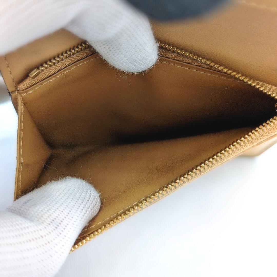 幸さん専用ルイヴィトン M81561 カプシーヌ ヴェルティカル ウォレット