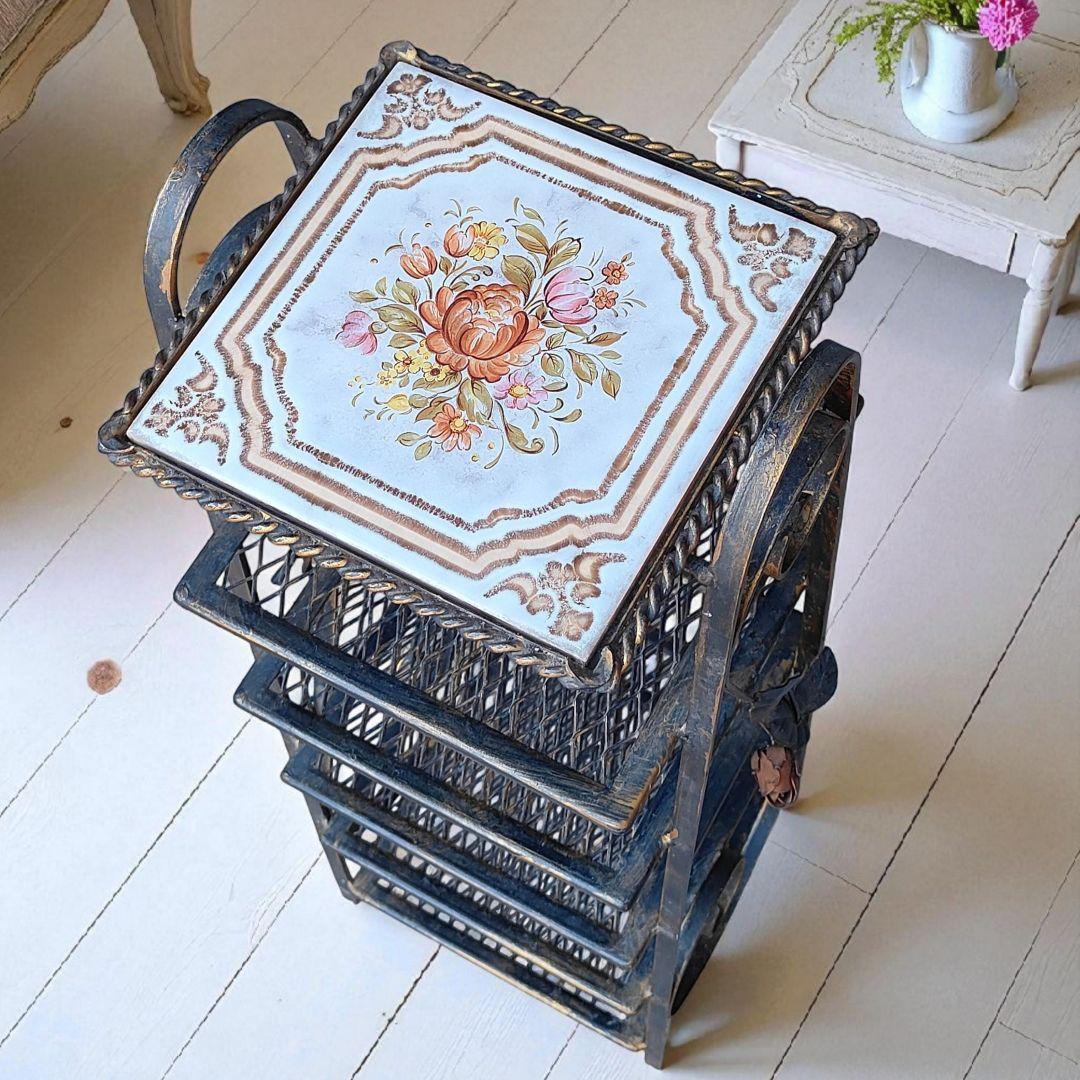 ローズ　アイアンラック　ルームシューズラック　タイル　アンティーク　カントリー