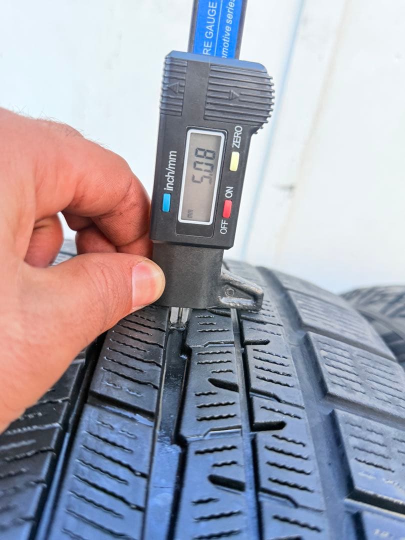 【2018年製】235/40R19 横浜 YOKOHAMA 4 本/日本製