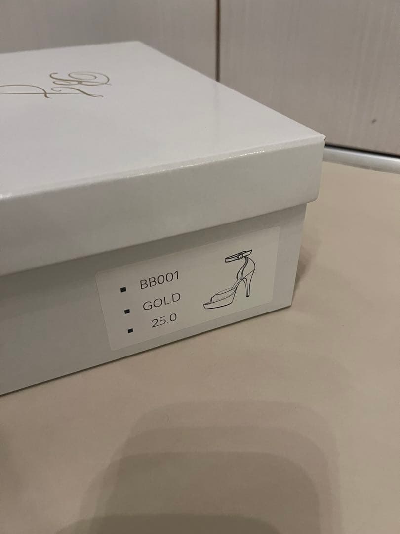 ベストボディジャパン公式ヒール ゴールド25cm新品未使用 ⭕️値下しました